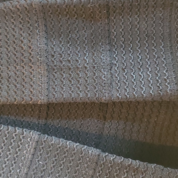 Women's/Jr's Stretchy Black Pleated Skirt Sz S - Picture 3 of 6